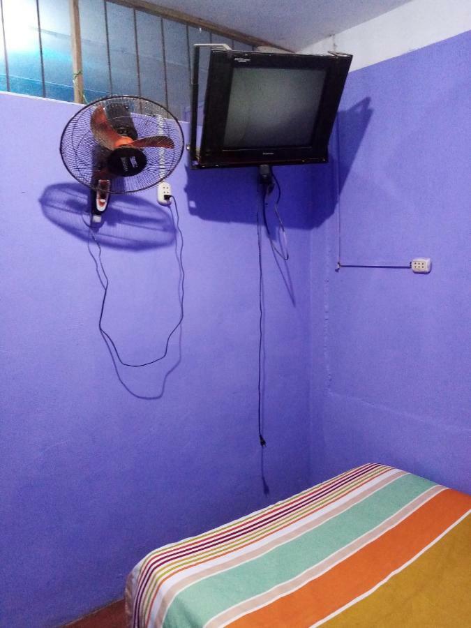 Hospedaje Independencia Pucallpa Ngoại thất bức ảnh